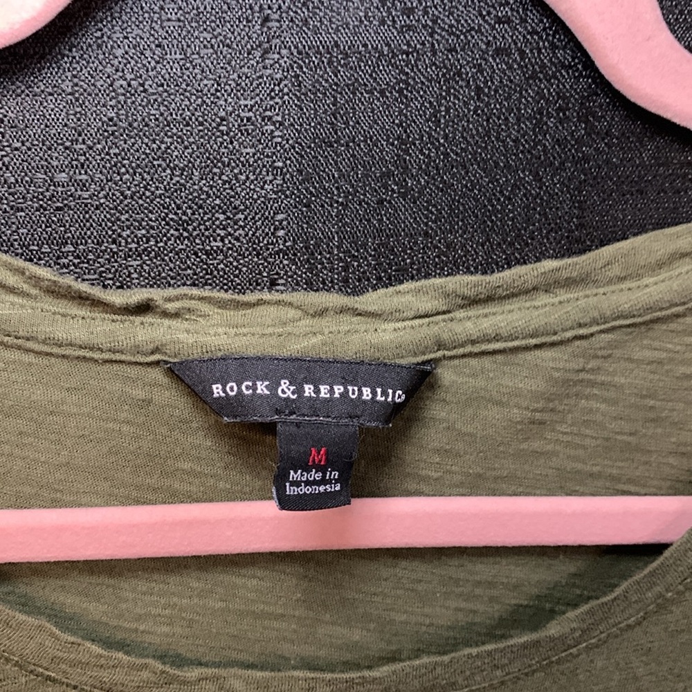 Rock and Republic Tank Top - Picture 2 of 7